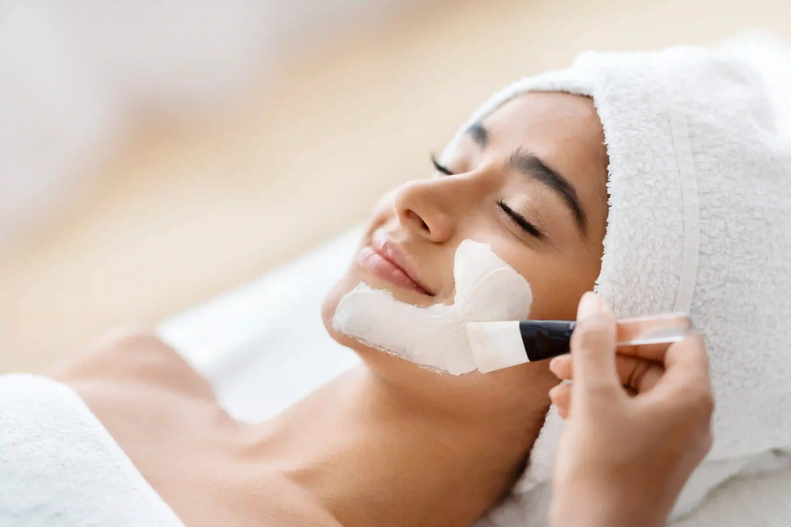 Gesichtsbehandlung Jugendlich